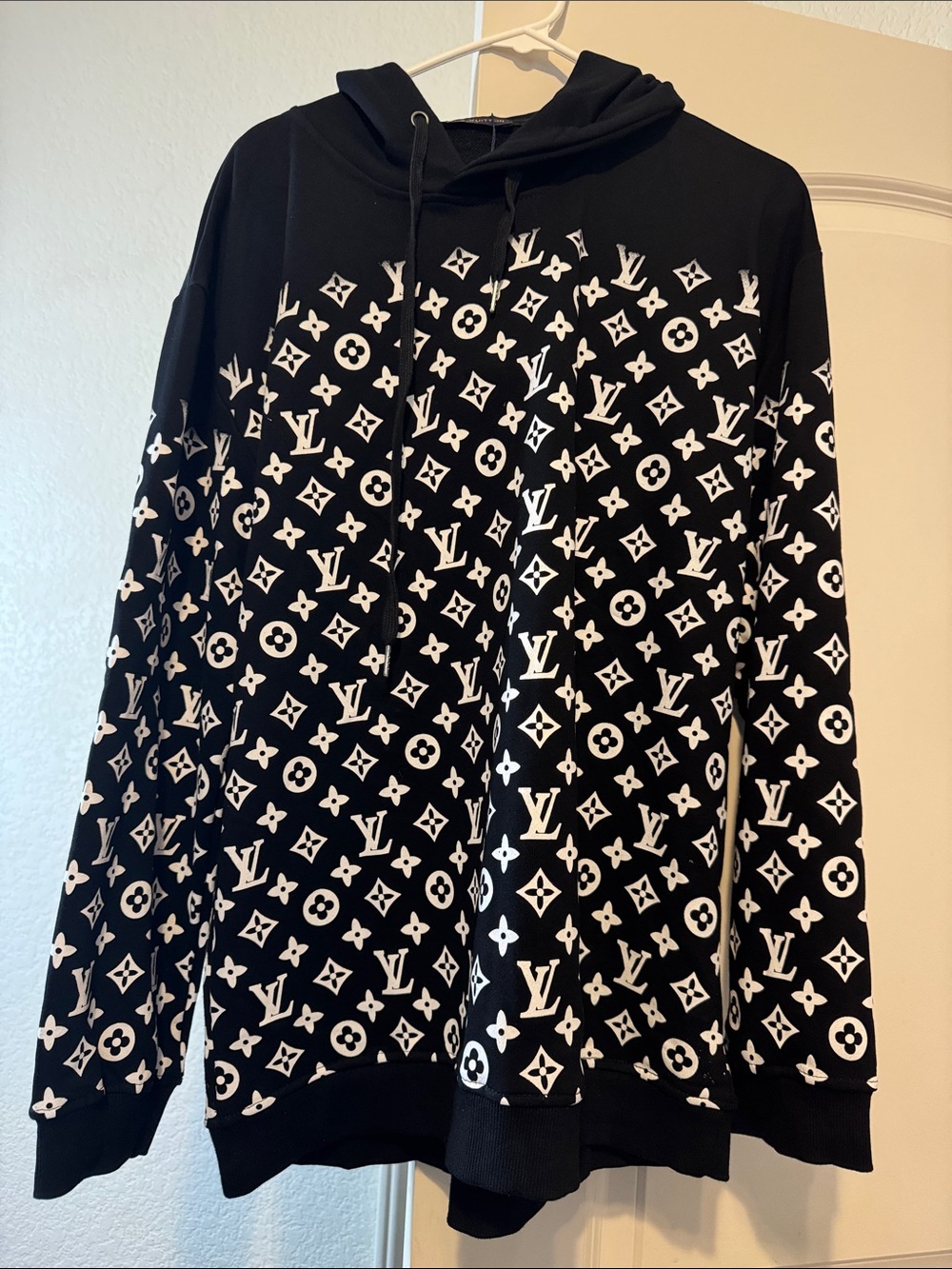 Fashionable Black & White Monogram Pullover Hoodie